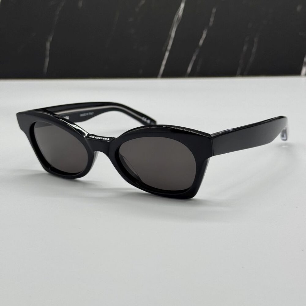 NEW BB0230S 001 BALENCIAGA BLACK CAT EYE WOMEN BALENCIAGA SUNGLASSES - Picture 1 of 11